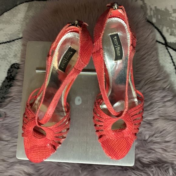 DONATED- White House Black Market Sandals - Picture 9 of 10